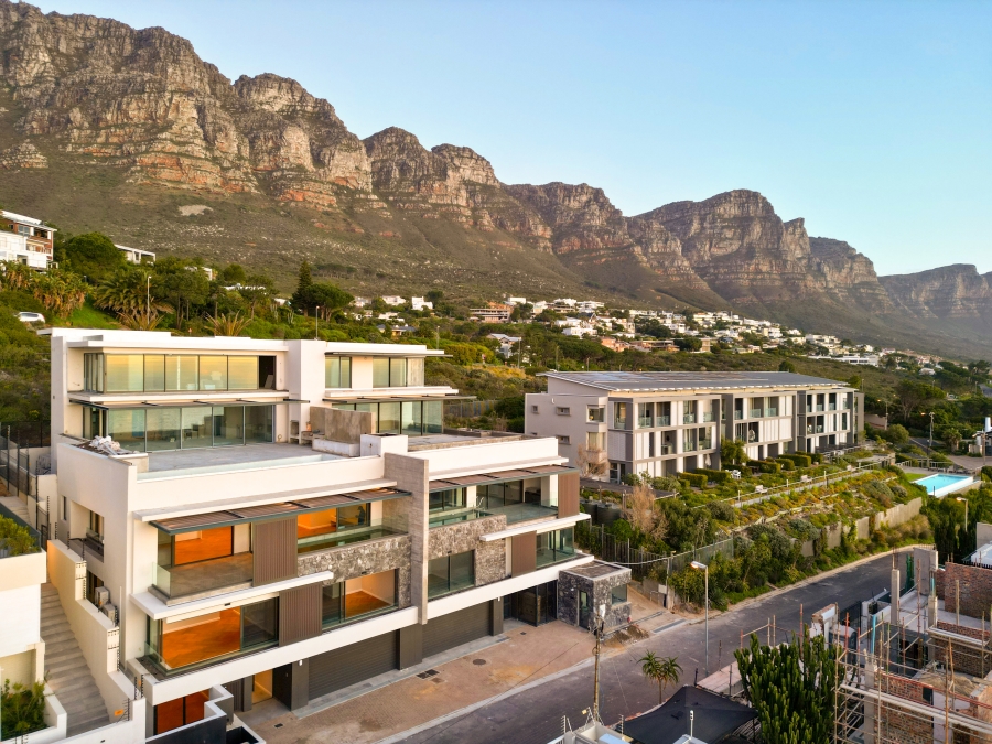 4 Bedroom Property for Sale in Camps Bay Western Cape